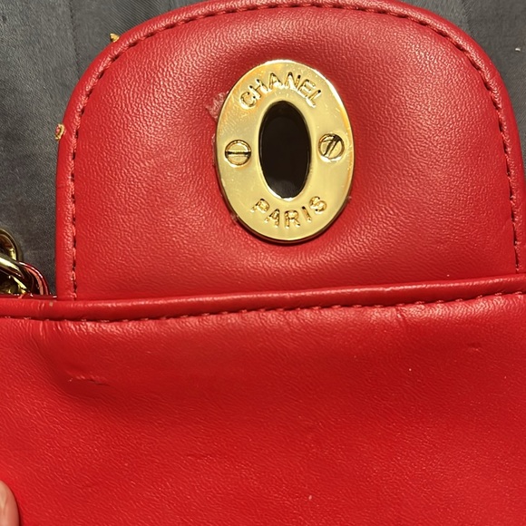 Chanel Classic Quilted Double Flap Handbag - Picture 4 of 9